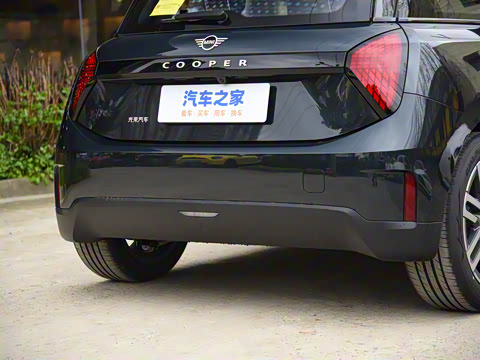 2025�� 456km COOPER E ������