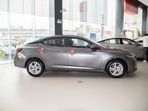 2025�� 1.6L CVT���İ�