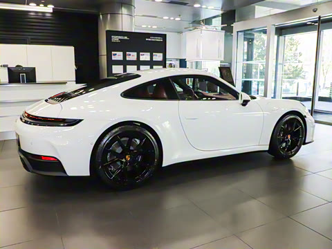 2025�� Carrera 3.0T