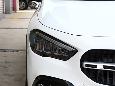 2025�� �Ŀ� GLA 220