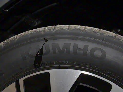 2025�� ̽��L 330TSI ������Ӣ