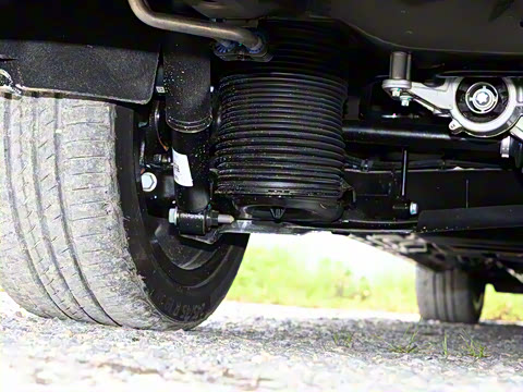 2025�� V 300 L ����������