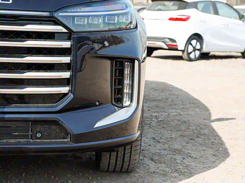 2025�� 180 ��������Ultra���� 6��