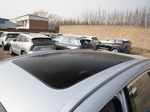 2025�� EM-i 115km ̽����