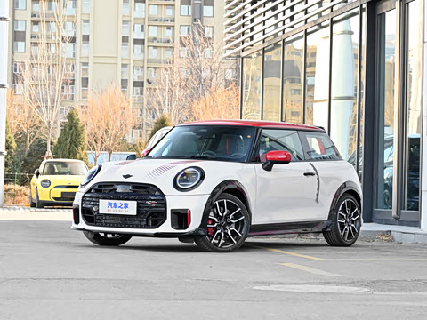 2025�� JOHN COOPER WORKS