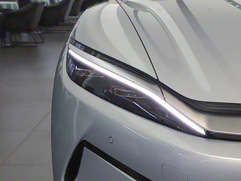 2025�� EV 701KM�����״��콢��