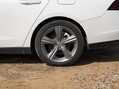 2023�� 2.0L e:PHEV ������