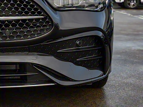 2025�� CLE 260 ���ܳ�