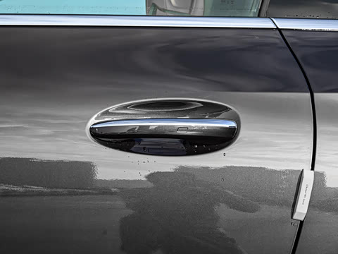 2025�� CLE 260 ���ܳ�