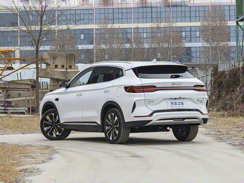 2025�� EV �Ǽݰ� 520km ������