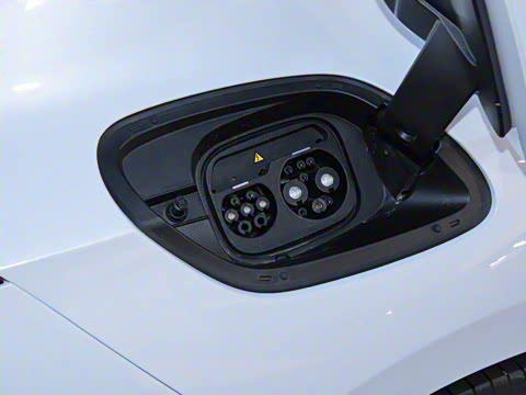 2025�� 750��ѡ��