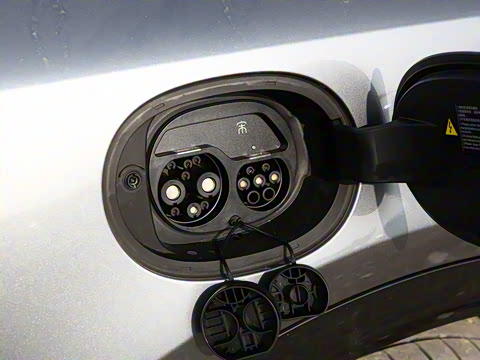 2025�� �Ǽݰ� 550km ׿Խ��