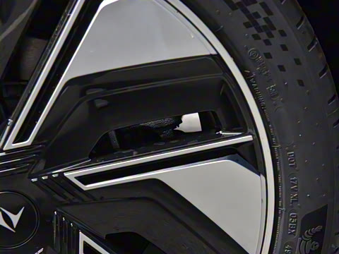 2025�� 210Ultra�Ǽݰ� 5��