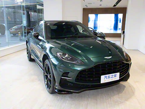 2025�� 4.0T V8 707