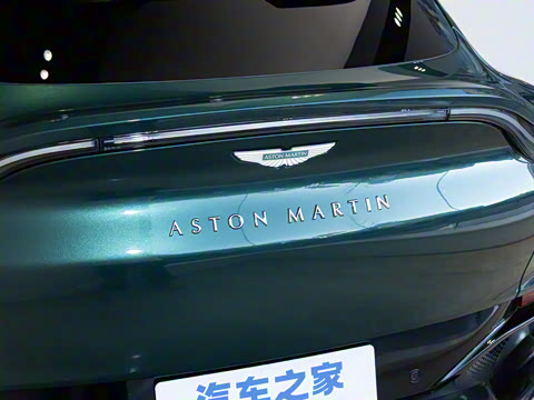 2025�� 4.0T V8 707