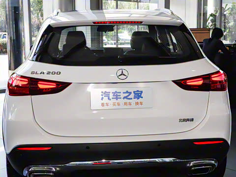 2025�� �Ŀ� GLA 200