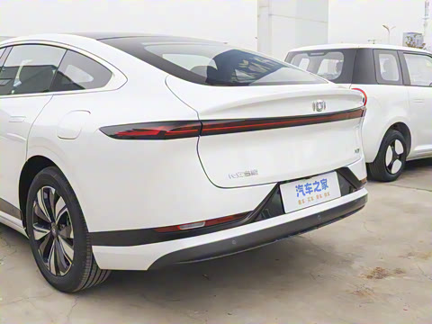 2025�� �������̰� 140��Ӣ��