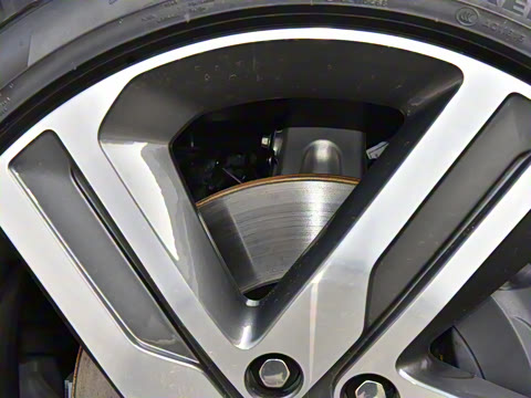 2025�� 360PS Dynamic HSE