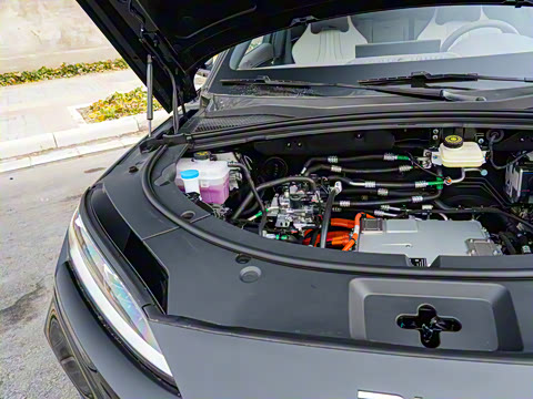 2025�� EV �Ǽݰ� 605km �콢��