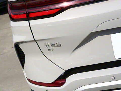 2025�� EV �Ǽݰ� 520km �����