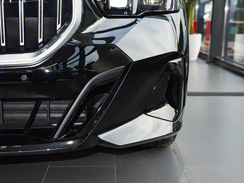 2024�� 525i M�˶���װ