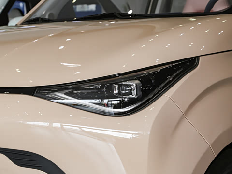 2025�� Mate 300km̤�˰�