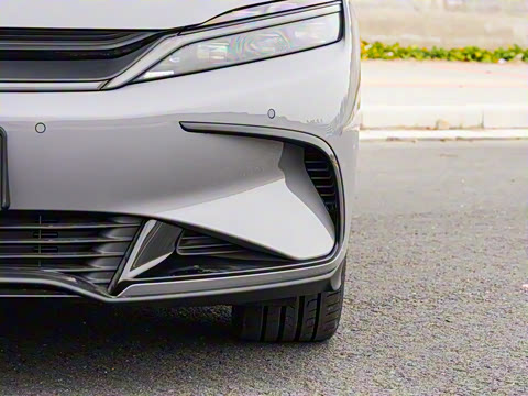 2025�� EV �Ǽݰ� 605KM������