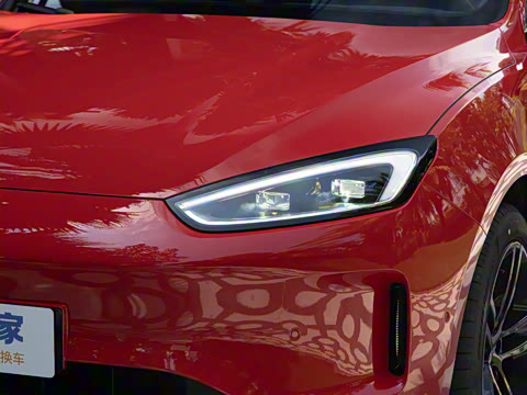 2025�� ����   Ultra ������