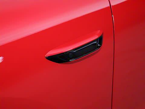 2026�� TFSI quattro 150kW �׷�������