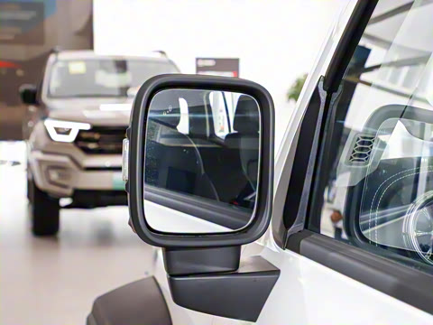 2025�� 2.0T ������