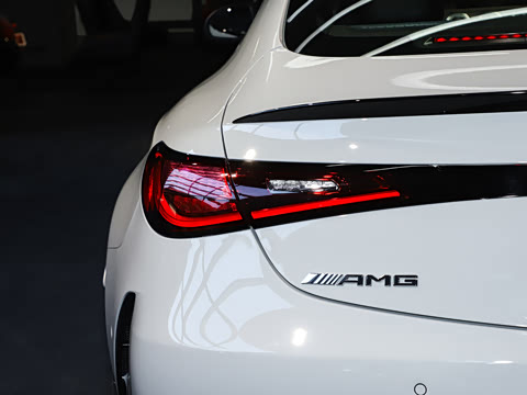 2025�� AMG CLE 53 4MATIC+ ���ܳ�