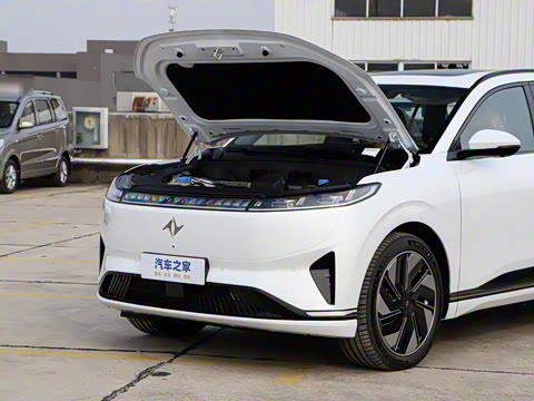 2025�� 210Ultra���Ȱ� 5��