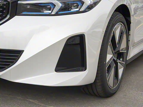 2025�� eDrive 40 L ��ҹ�˶���װ