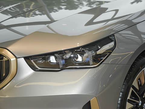 2025�� 530Li ������ ������װ