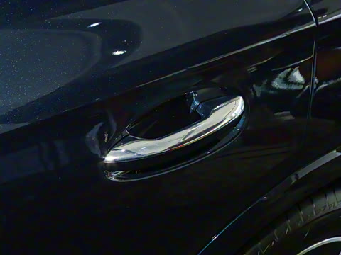 2025�� GLC 260 L 4MATIC ������