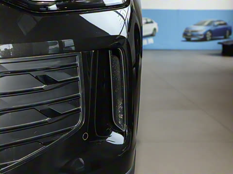 2025�� ̽��L 330TSI ������Ӣ