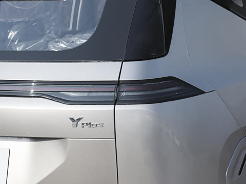 2025�� Plus 510 ������ 58.9kWh