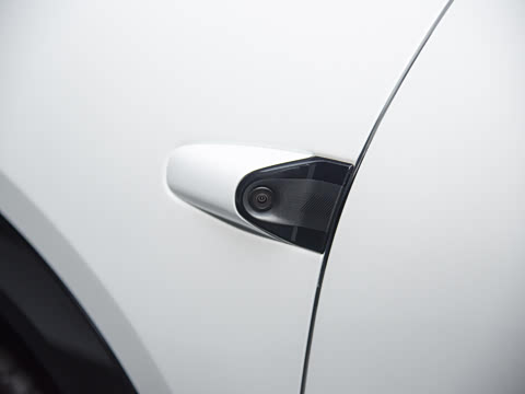 2025�� 702 �������� Ultra