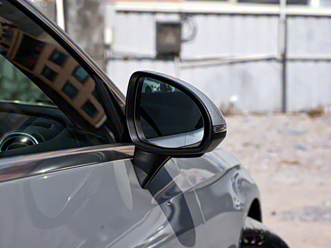 2025�� CLE 260 ���ܳ�