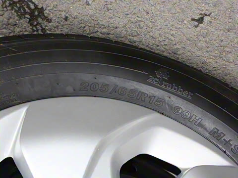 2025�� 1.5T �ֶ������� 7/8��