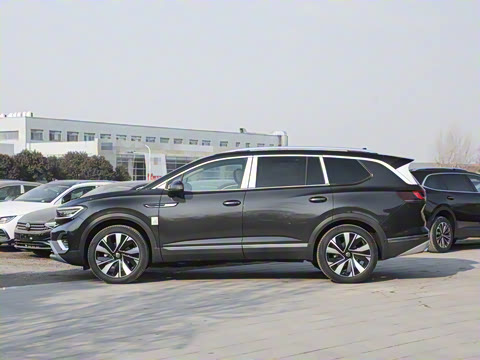 2025�� 380TSI ���������Ѿ�Pro  ������ 7��