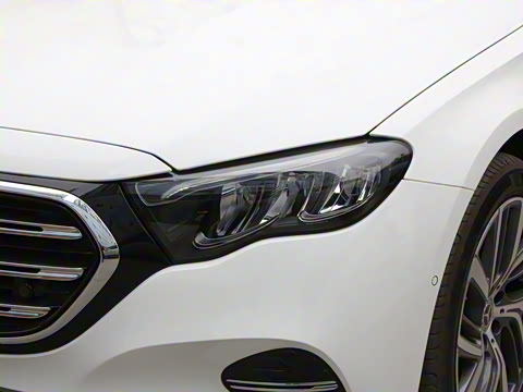 2025�� �Ŀ� E 300 L ʱ����