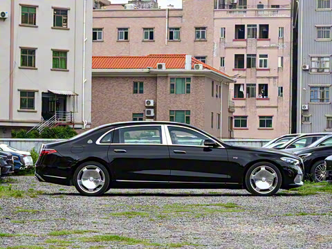 2025�� �Ŀ� S 680 4MATIC