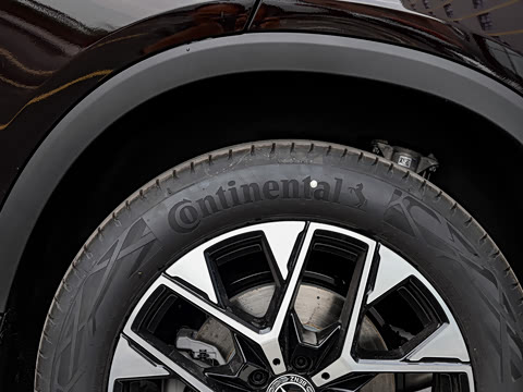 2024�� GLC 260 L 4MATIC ������ 5��