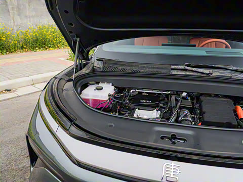 2025�� DM 215KM�����״��콢��