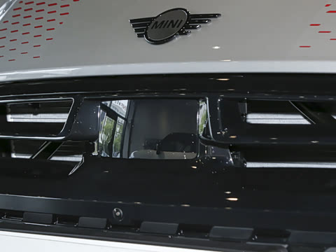 2025�� JOHN COOPER WORKS