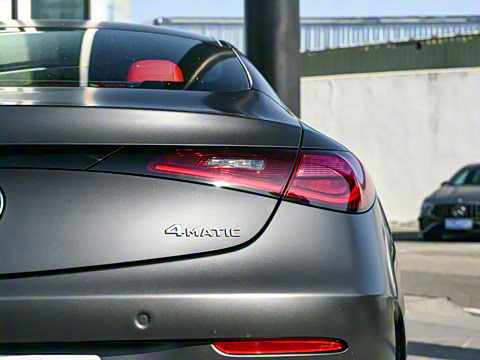 2025�� CLE 300 4MATIC �����ͽ��ܳ�