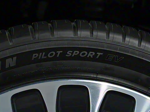 2025�� ���� Ultra