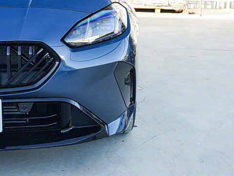 2025�� 225L M�˶���ҹ��װ