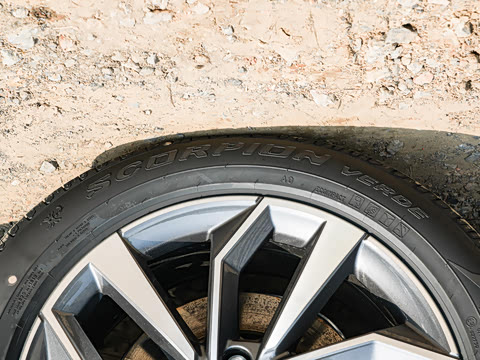 2025�� 45�����ذ� 40 TFSI ����������